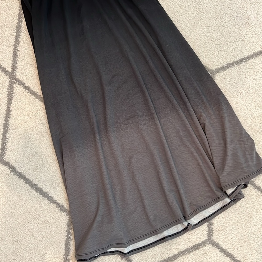 LuLaRoe Ryane 👗 - Picture 3 of 4